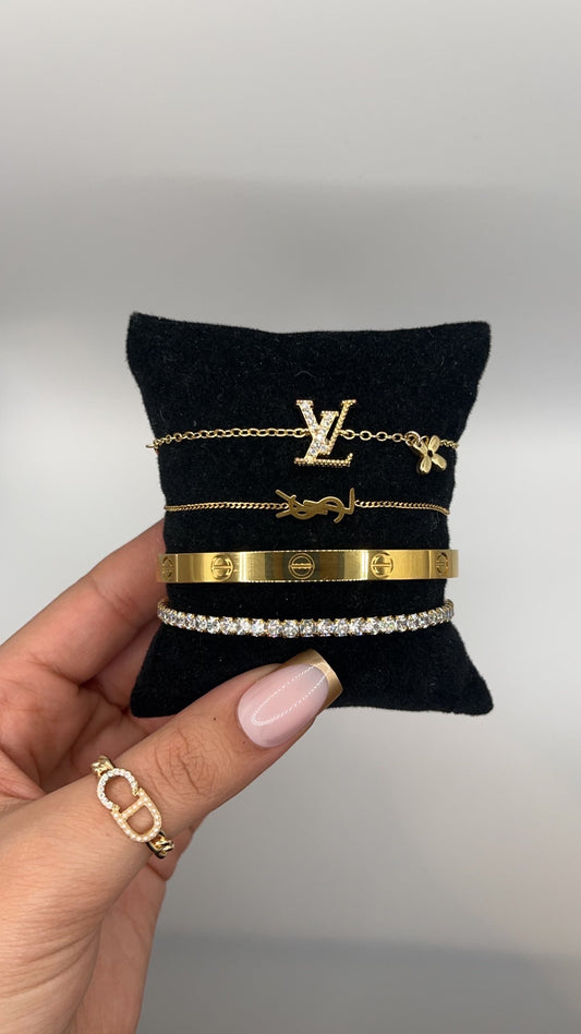 BEST-SELLING SET